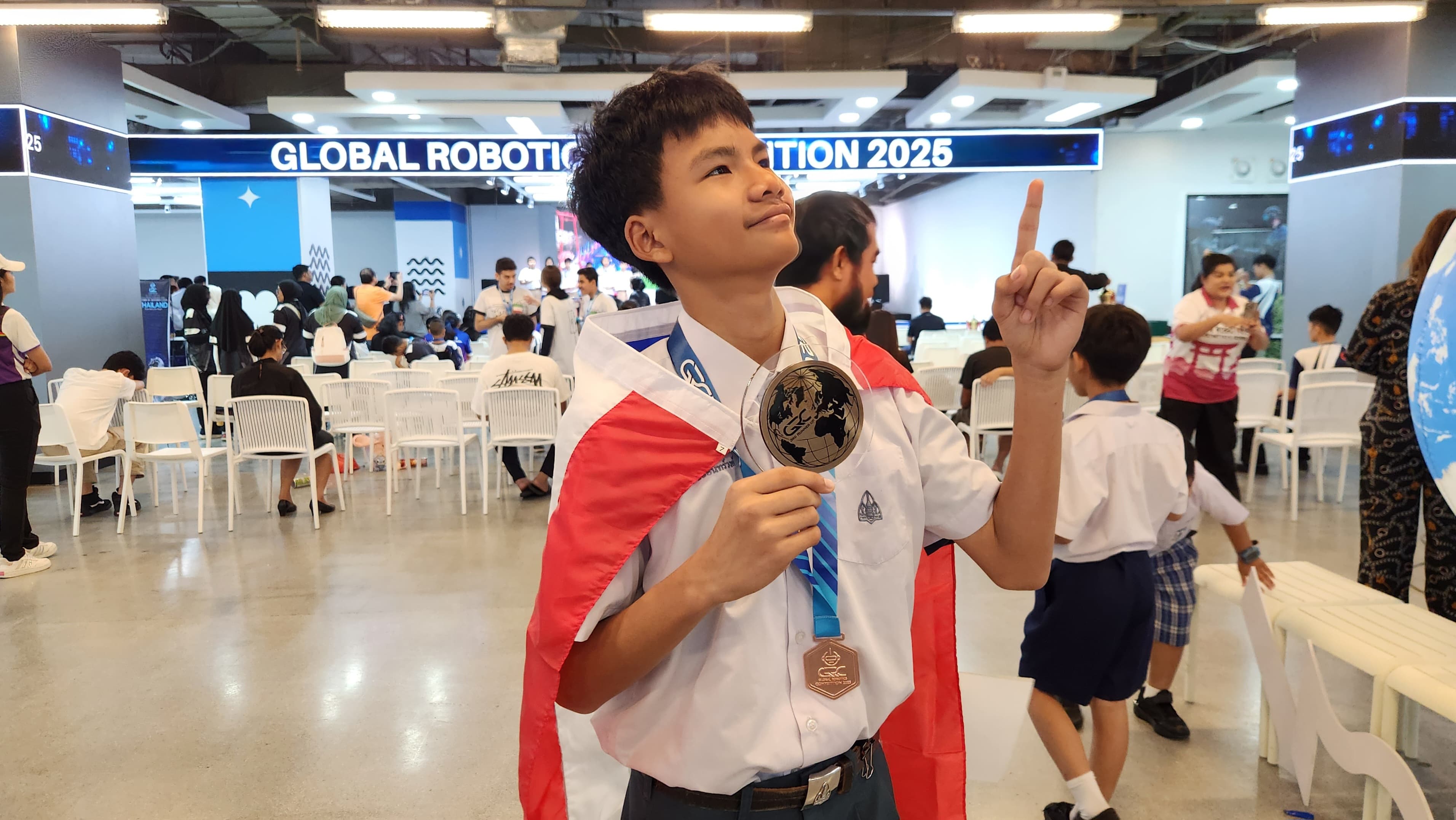นักเรียนคว้าเหรียญรางวัลที่ Global Robotics Competition 2025